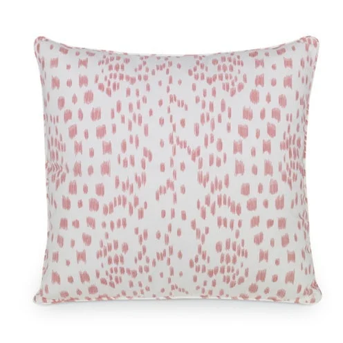 Round Pillows for Boho-Style InteriorsLes Touches Petal Brunschwig & Fil Pillow