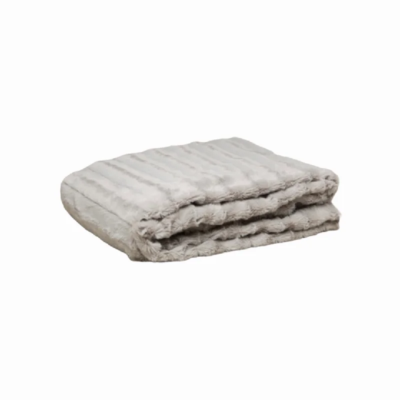 Down Alternative Pillows for Ethical ChoicesFaux Addict Luxury Faux Fur Throw