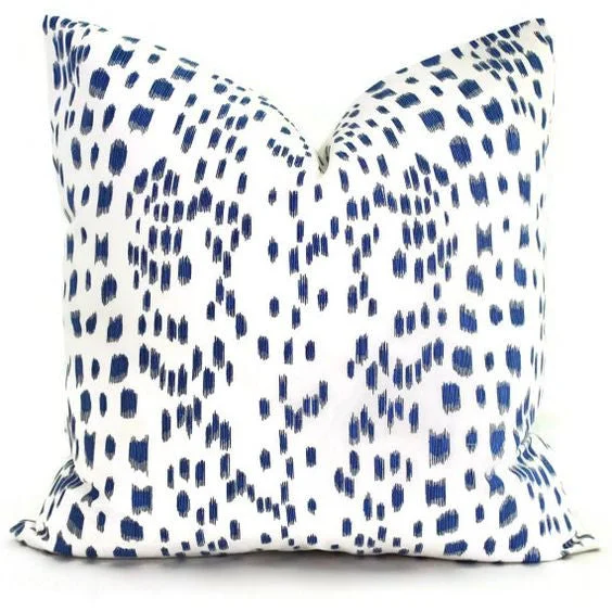 Round Pillows for Boho-Style InteriorsLes Touches Blue Brunschwig & Fil Pillow