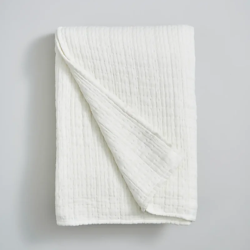 Linen blankets with a rustic and textured look100% Recycled Cotton Muslin Throw Blankets