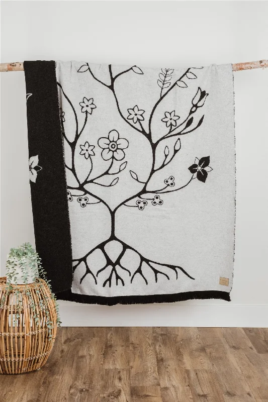 Queen - size blankets for standard - sized bedsBlack and White Woodland Floral Panel Blanket