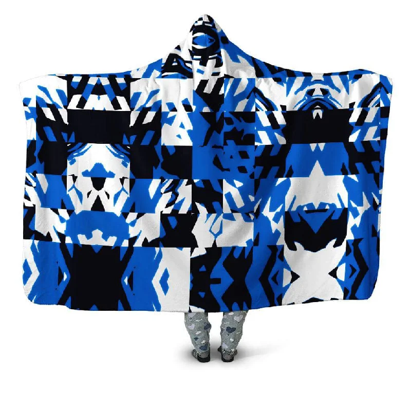 Cashmere blankets for ultimate softness and luxuryBlue Digital Hooded Blanket