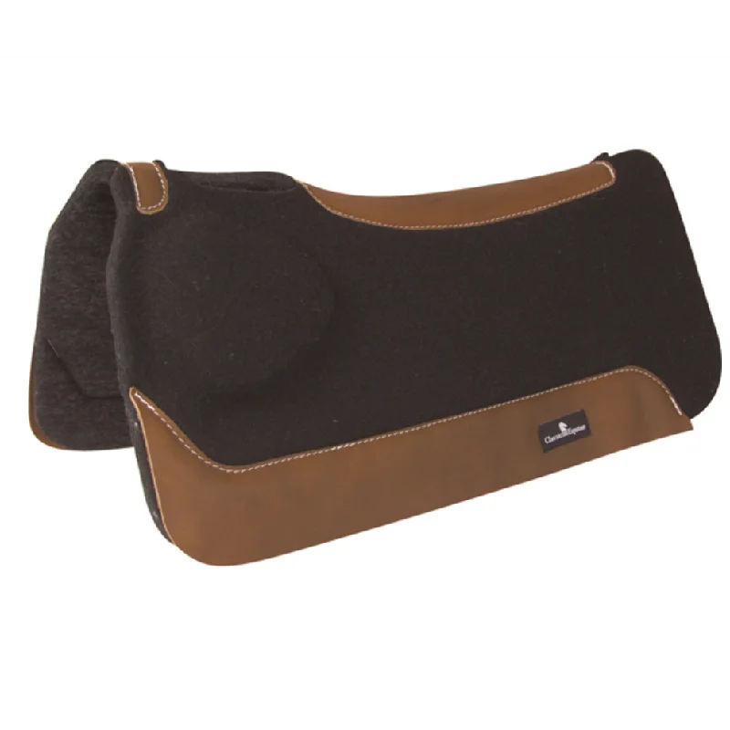 Linen blankets with a rustic and textured lookClassic Equine BioFit Correction Saddle Pad