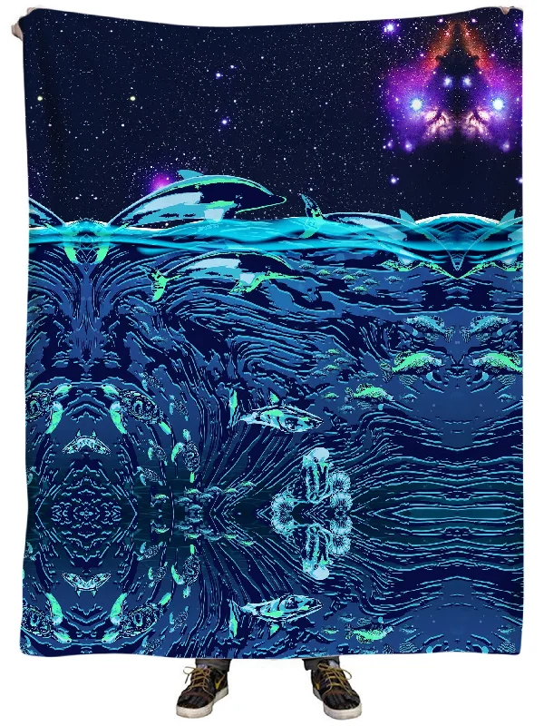 Synthetic fiber blend blankets for a budget - friendly choiceCelestial Seascape Plush Blanket