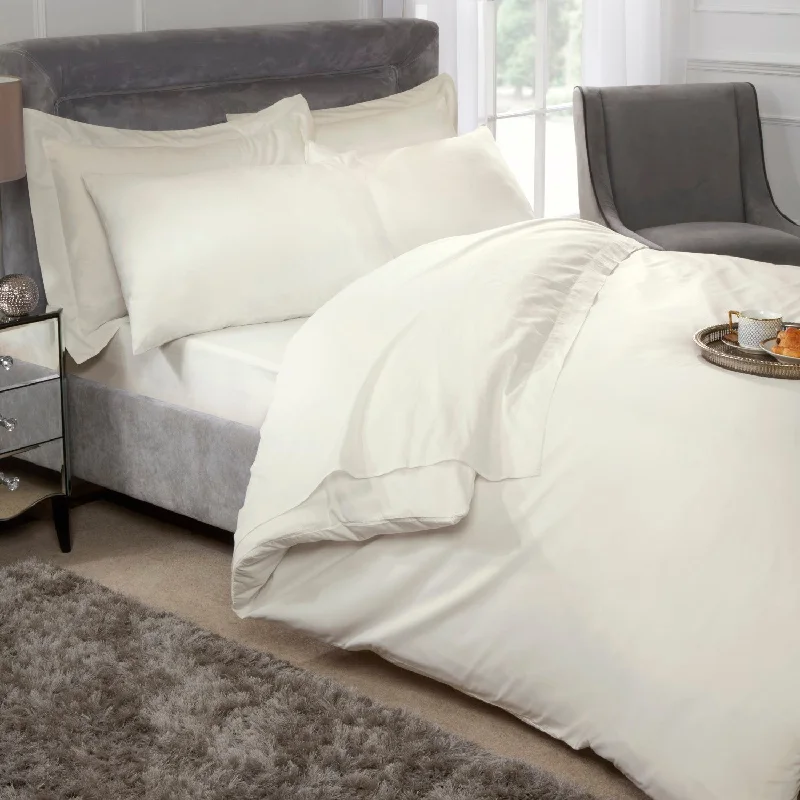 Machine - washable duvet covers for hassle - free cleaningEgyptian Cotton 200 Thread Count Cream Luxury Duvet Cover