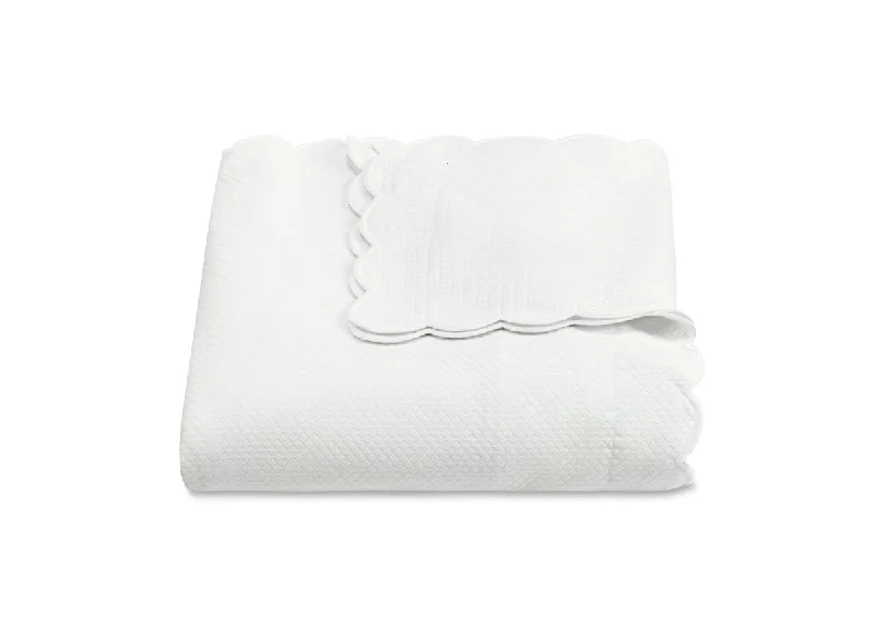 Hotel - quality duvet covers for a luxurious feel at homeDiamond Pique Duvet Covers by Matouk