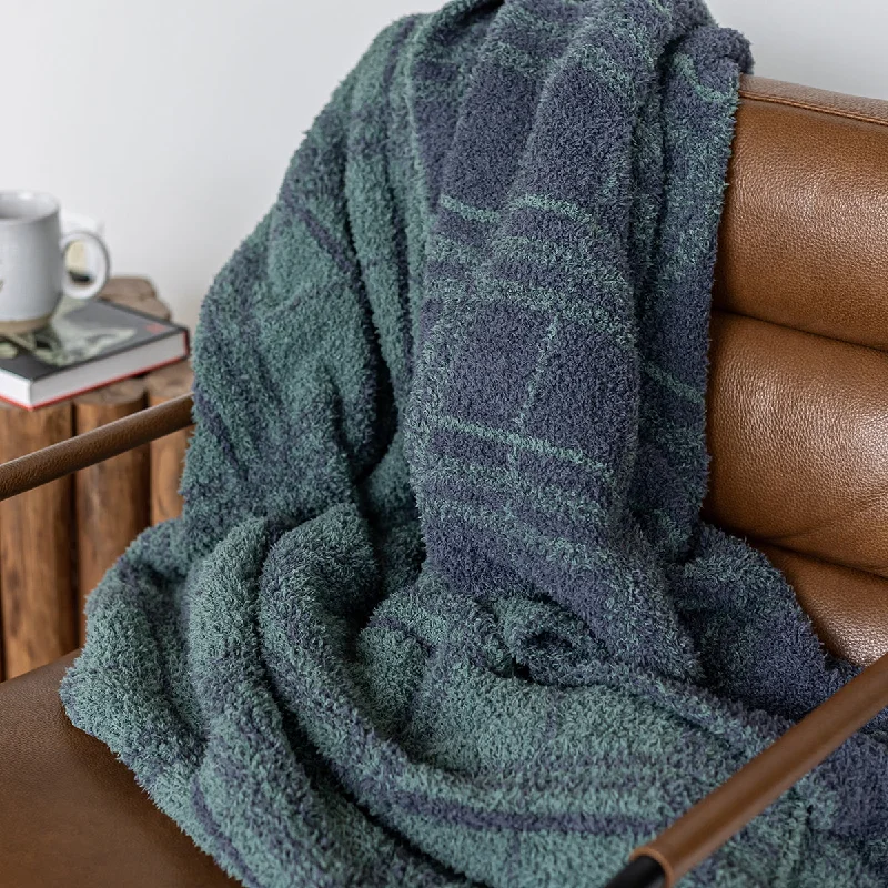 Microfiber blankets that are durable and easy to care forForest and Turbulence Plaid Print Throw