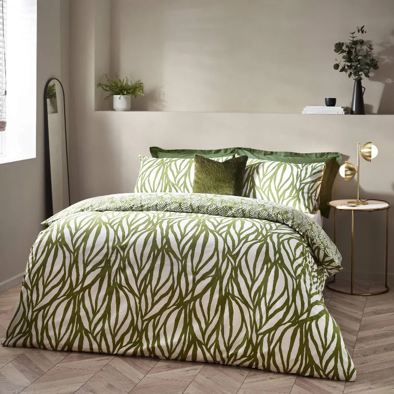 Oversized duvet covers that drape beautifully over the sides of the bed for a luxurious lookFrond Abstract Cotton Rich Reversible Duvet Cover Set