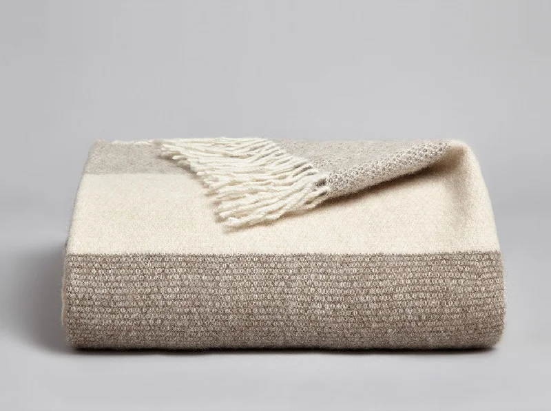 Synthetic fiber blend blankets for a budget - friendly choiceGenjin Luxury Cashmere Blanket Throw