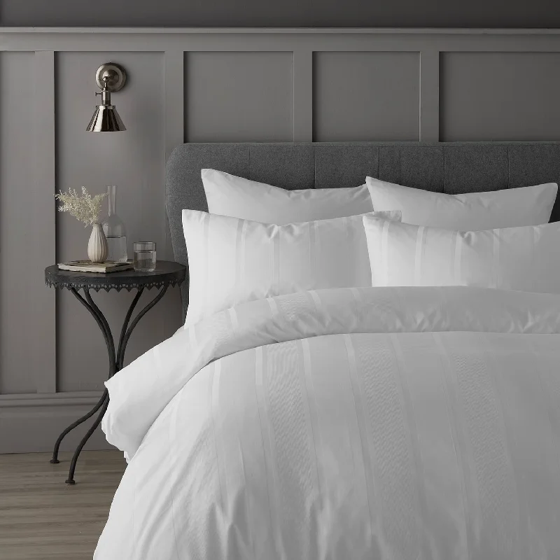 Affordable duvet covers for those on a tight budgetLuxe & Wilde Henry Hotel White 100% Cotton Duvet Set