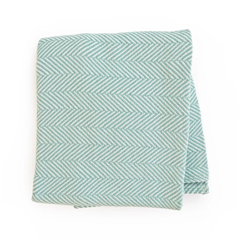 Synthetic fiber blend blankets for a budget - friendly choiceHerringbone Cotton Blanket