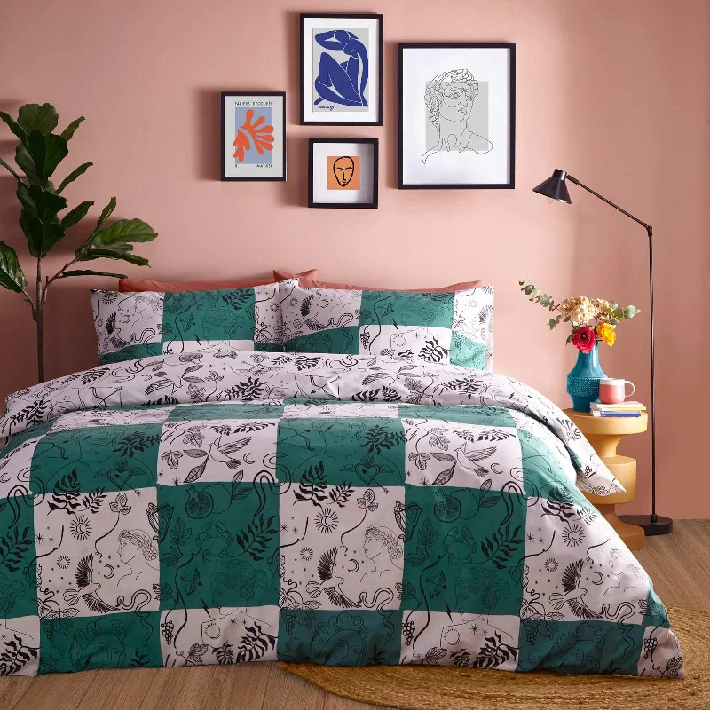 Organic cotton duvet covers for a chemical - free and eco - friendly optionMythos Checkerboard Green Duvet Cover Set