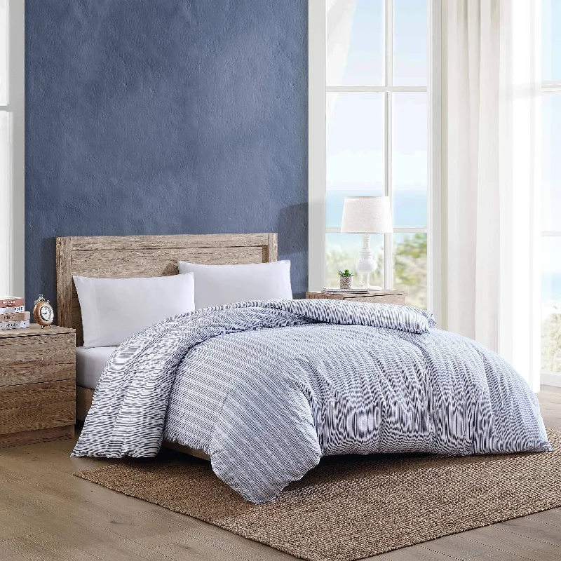 Light - blocking duvet covers for a better sleep during the dayNautica Beaux Striped Blue Full/Queen Duvet Cover