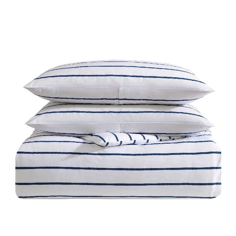 Full - size duvet covers suitable for full - sized beds in guest rooms or small bedroomsNautica Brenton Stripe Navy Full/Queen Duvet Cover Set