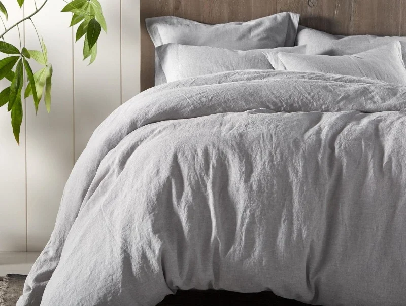 Clearance - priced duvet covers for a great deal on last - season modelsBed duvet covers to enhance the comfort and aesthetics of the bedroomOrganic Relaxed Linen Bedding by Coyuchi