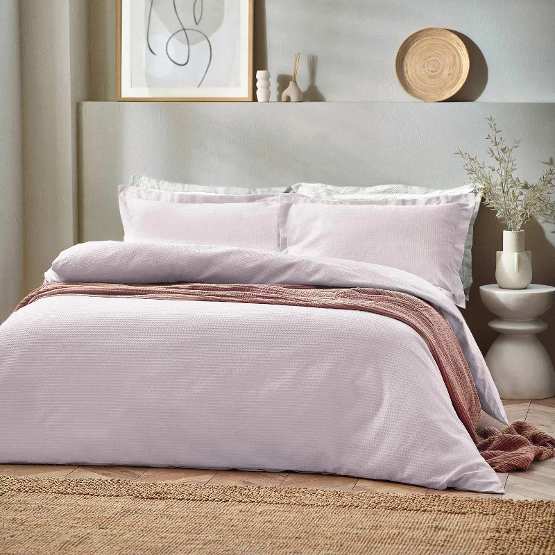 Snap - closure duvet covers for a quick and convenient way to open and closeWaffle Textured Cotton Blush Duvet Cover Set