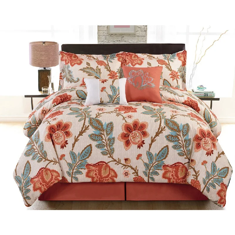 Down - filled comforters for supreme warmth and lightnessAvril 6-piece Comforter Set