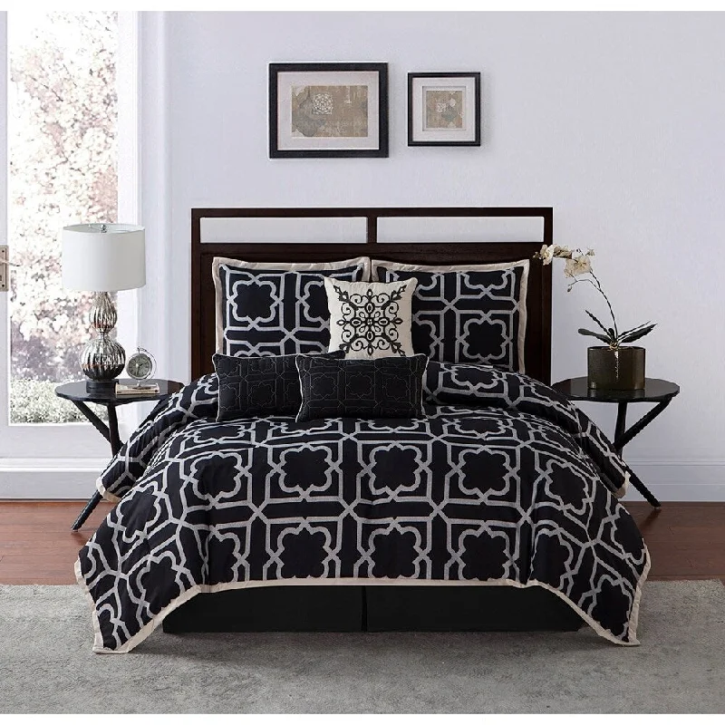 Latex - filled comforters with a bouncy texture and good supportCoastal 7 Piece Comforter Set