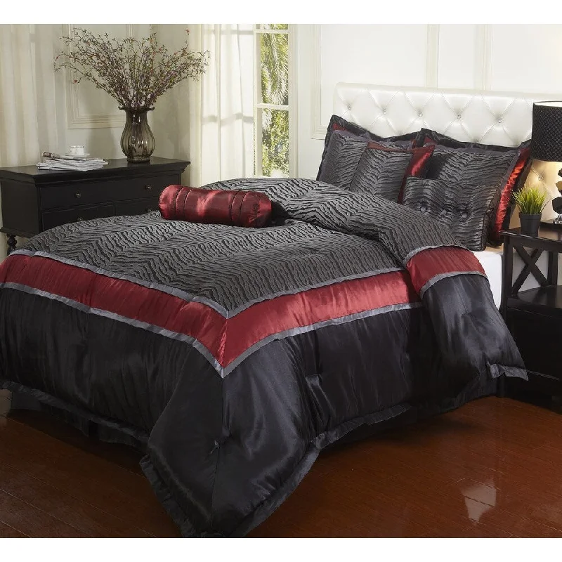 Goose down comforters known for their superior quality and insulationNanshing Marilyn 7-piece Comforter Set