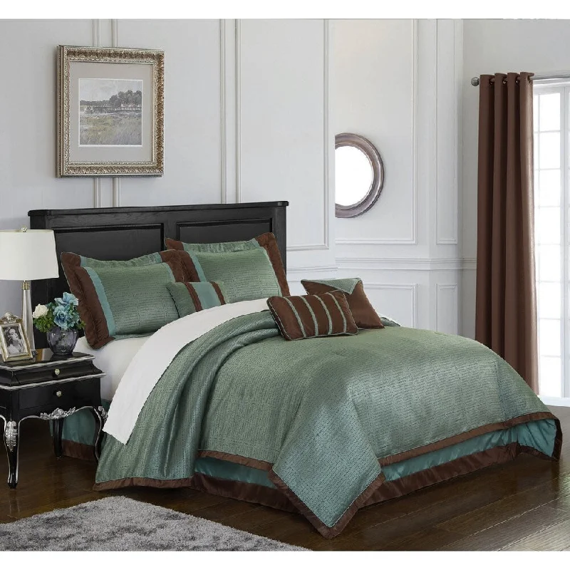 Duck down comforters with a softer feel and good warmth retentionNanshing Rosa 7-piece Jacquard Comforter Set