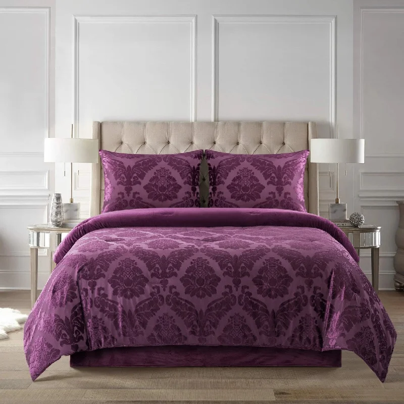 Full - size comforters suitable for full - sized beds in guest rooms or small bedroomsTripoli Comforter Set